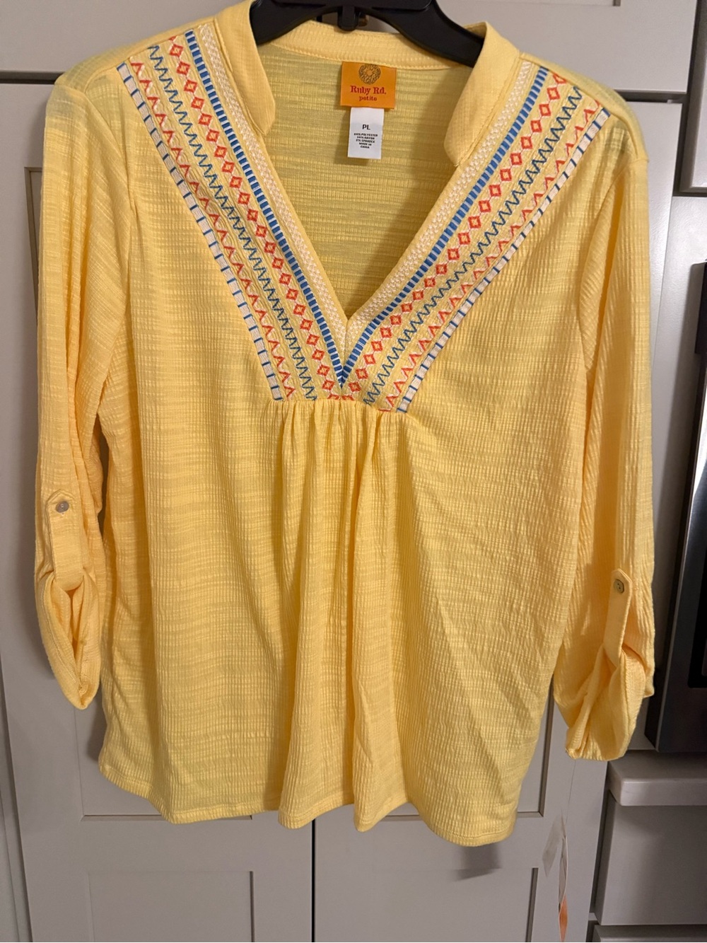 NWT Ruby Rd. Knit Embroidery V-Neck 3/4 Roll-Tab Sleeve Top Size PL Petite Large